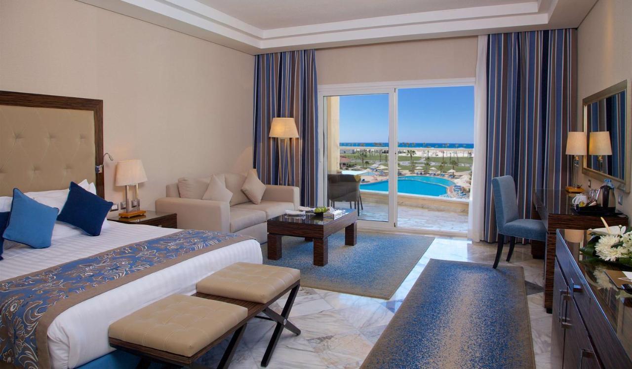 Rixos Alamein - Full Board Plus El Alamein Exterior foto A room at the Hilton Sharm El Sheikh Resort