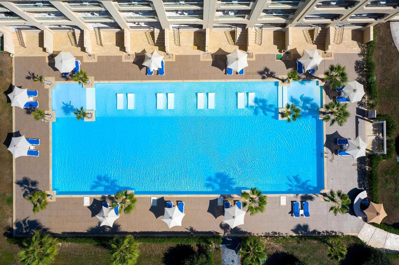 Rixos Alamein - Full Board Plus El Alamein Exterior foto Aerial view of the pool at the Hilton Mauritius Resort