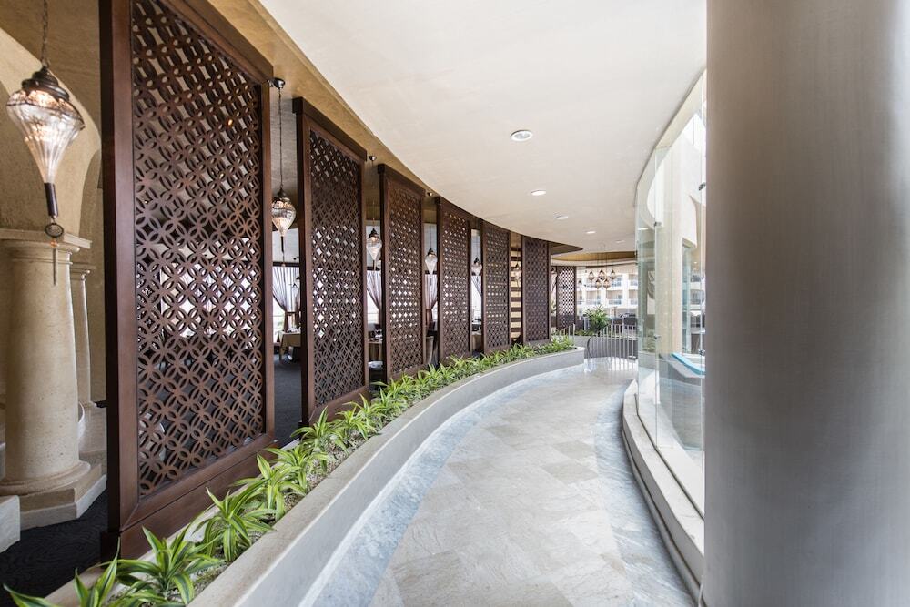 Rixos Alamein - Full Board Plus El Alamein Exterior foto Interior of the hotel